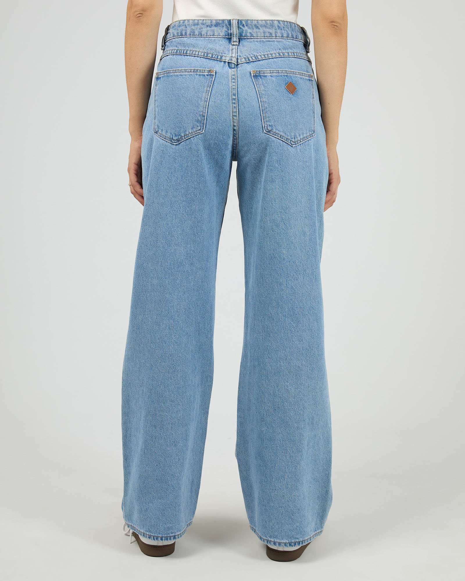 95 Baggy Gigi Jean Mid Blue - Image 3