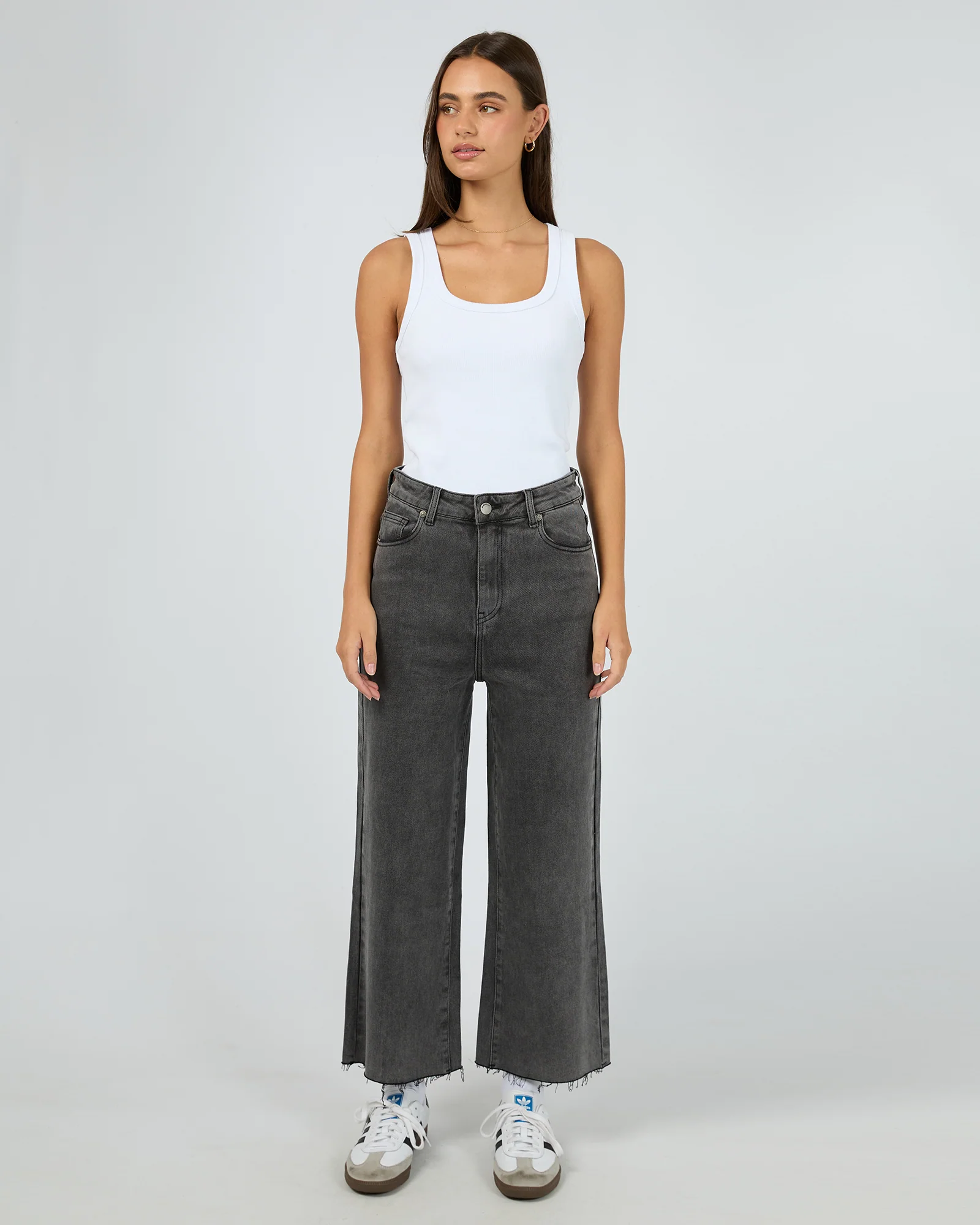 Charlie High Rise Wide Leg Jean Washed Black - Image 3
