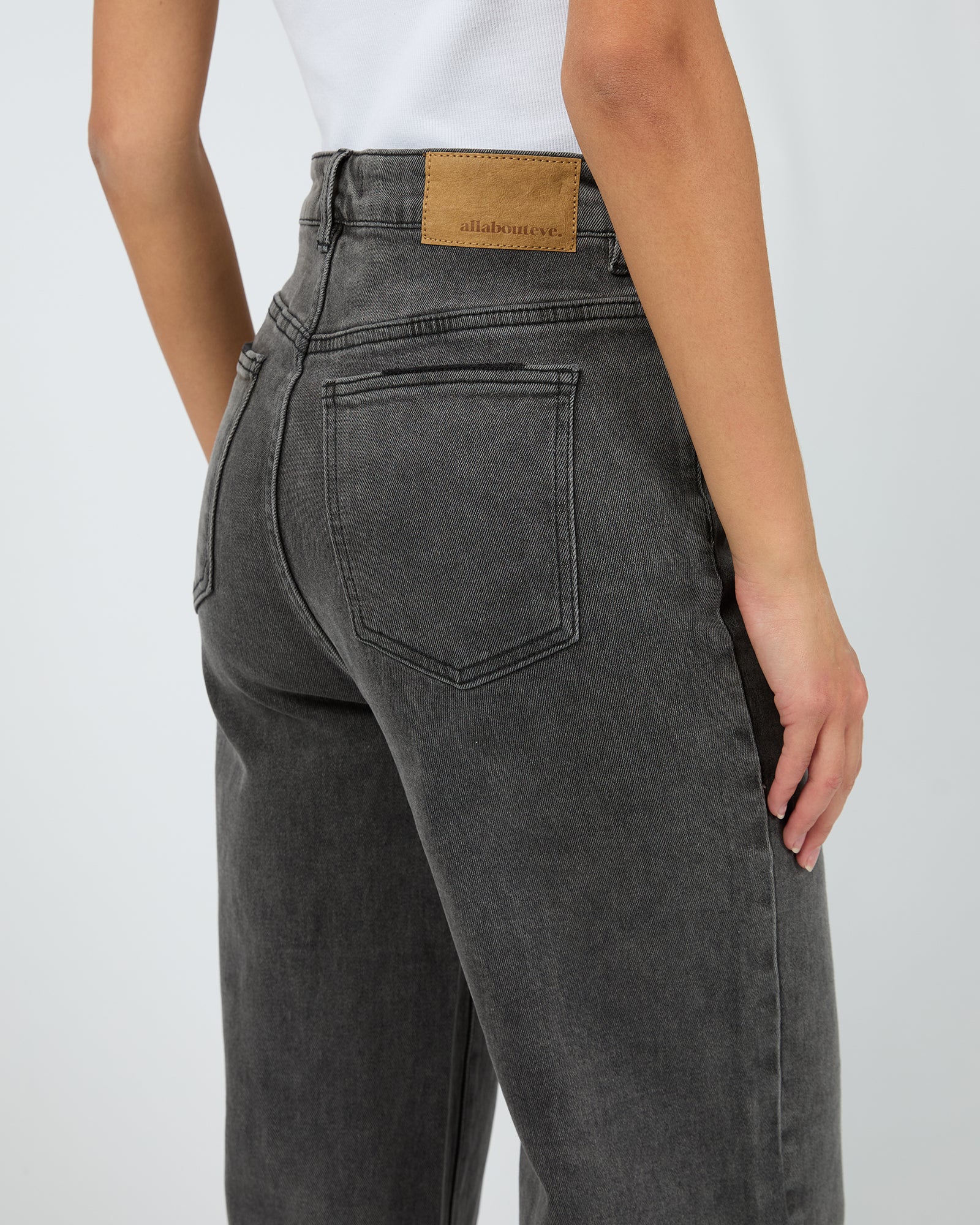 Charlie High Rise Wide Leg Jean Washed Black - Image 6