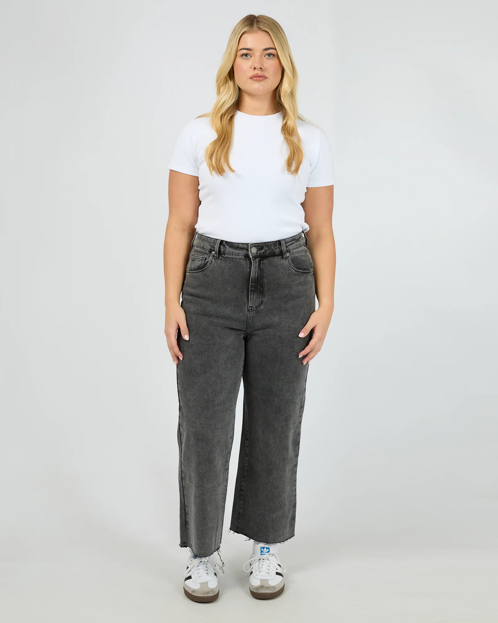 Charlie High Rise Wide Leg Jean Washed Black - Image 9