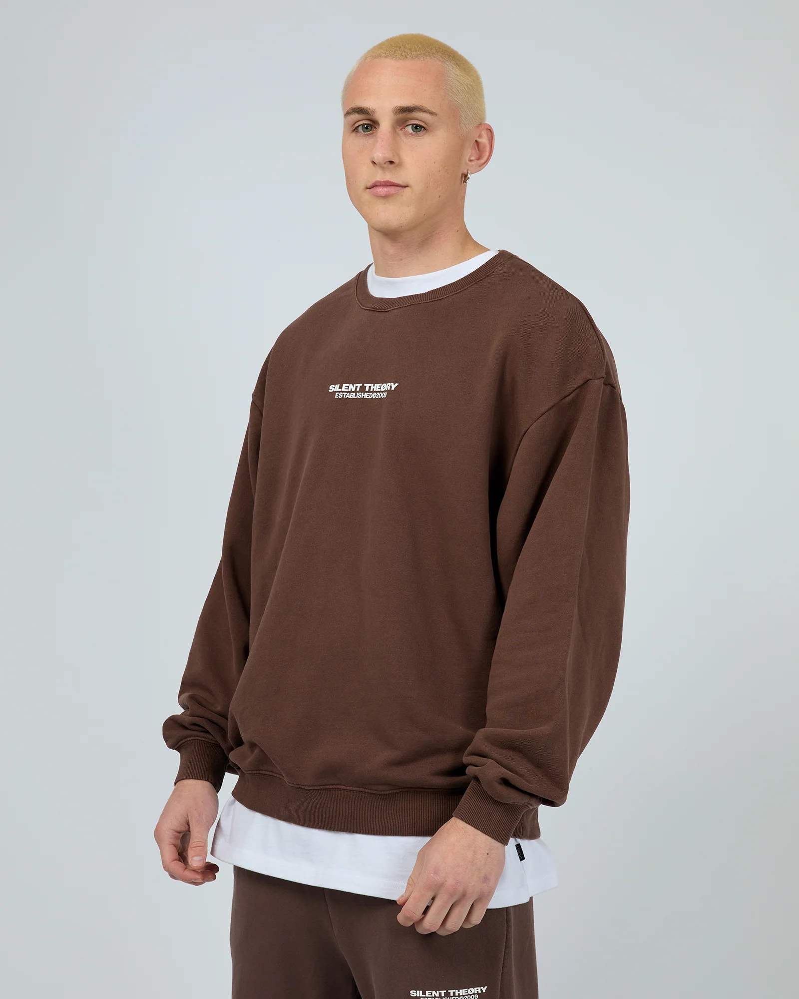 Essential Theory Crew Chocolate - Image 4