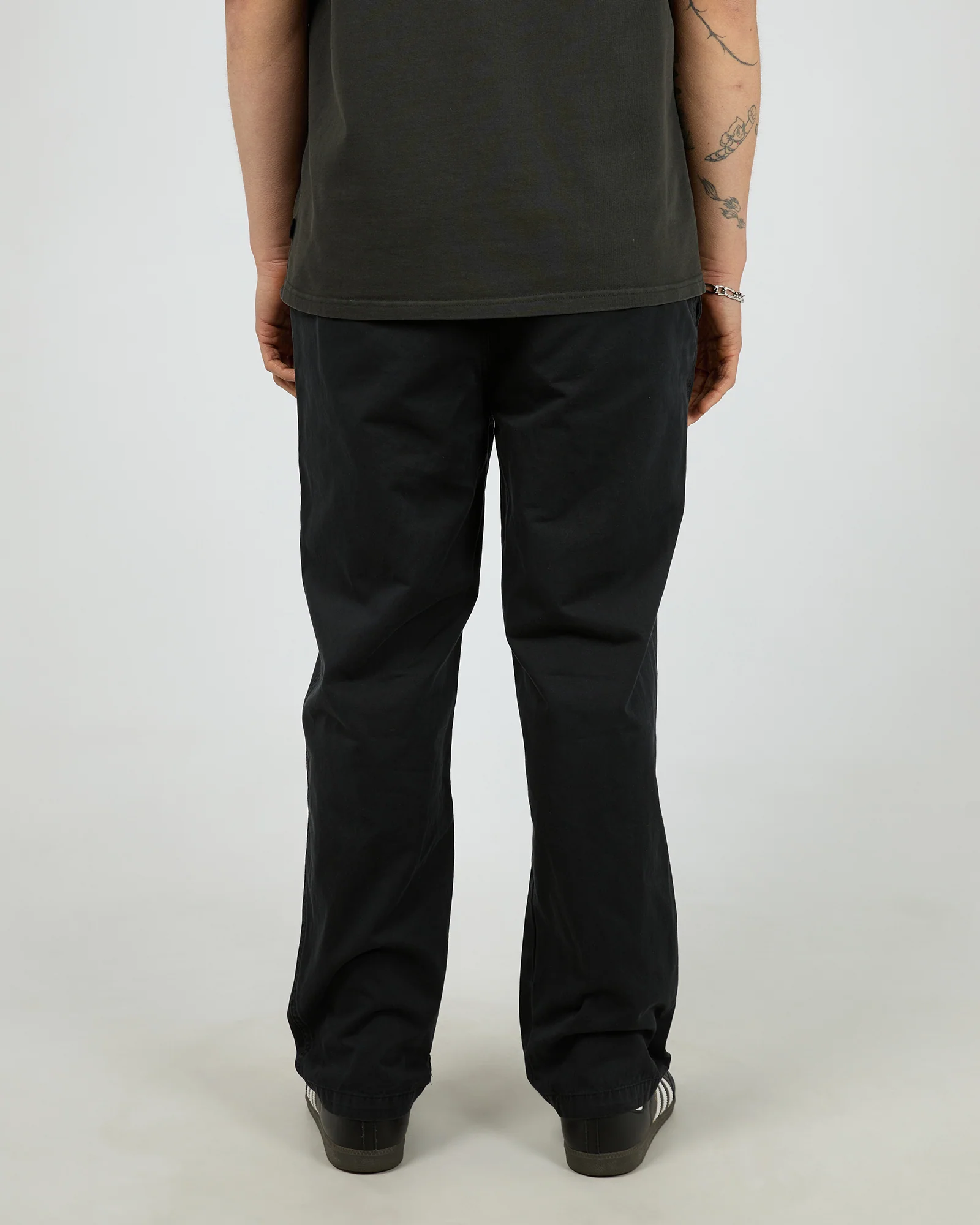 Relaxed Straight Chino Black - Image 3