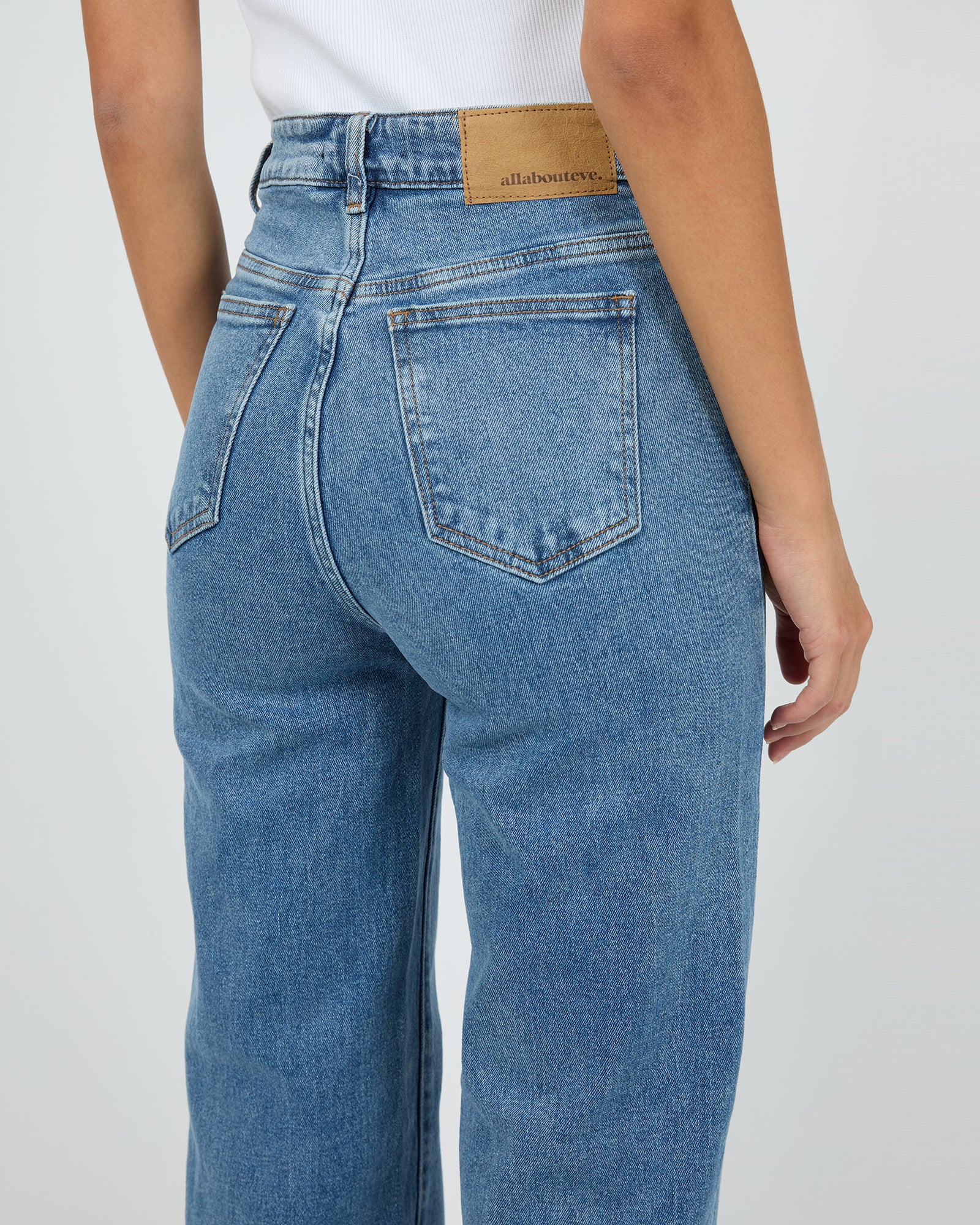 Skye Comfort Jean Heritage Blue - Image 3