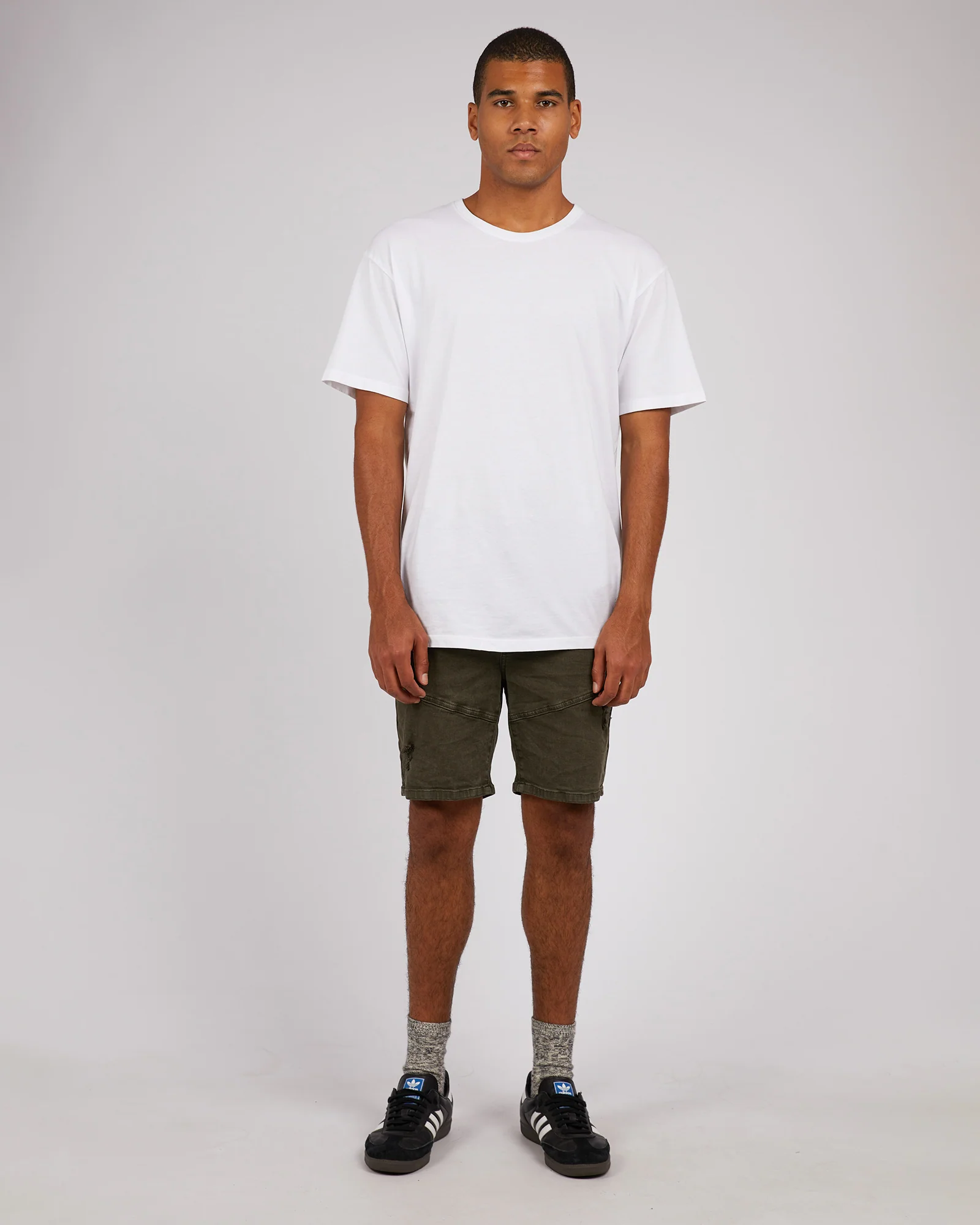 Soho Denim Short Trashed Khaki - Image 3