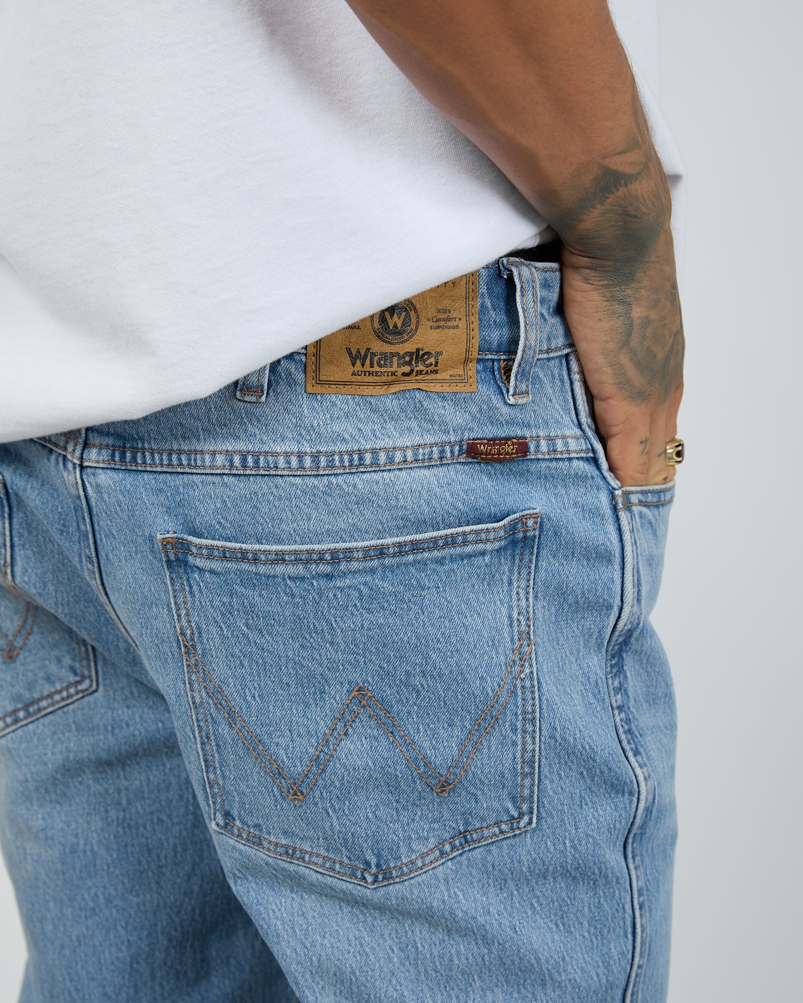Spencer Relaxed Tapered Jean Blue - Image 6