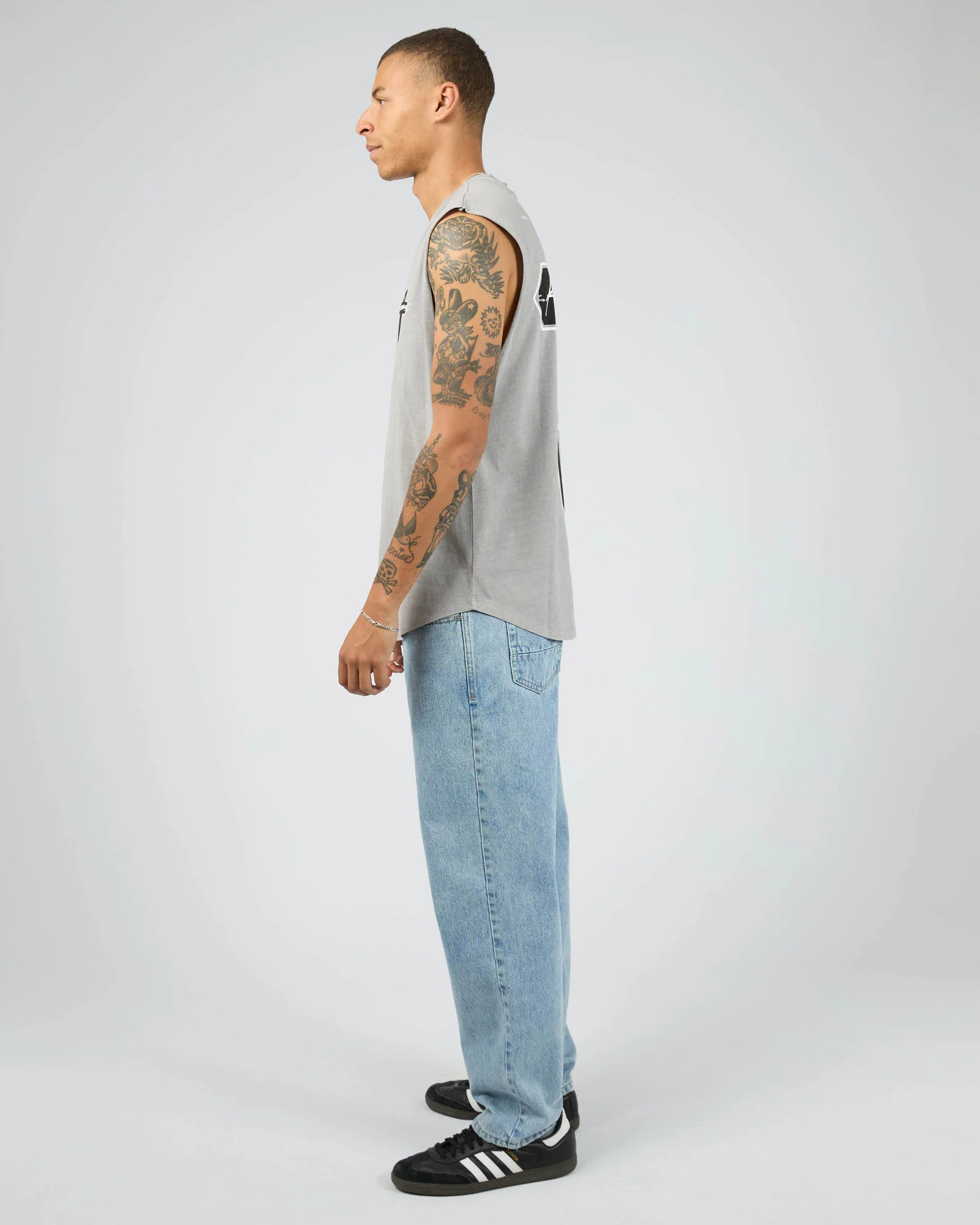 Tombstone Dual Curved Muscle Alloy - Image 6